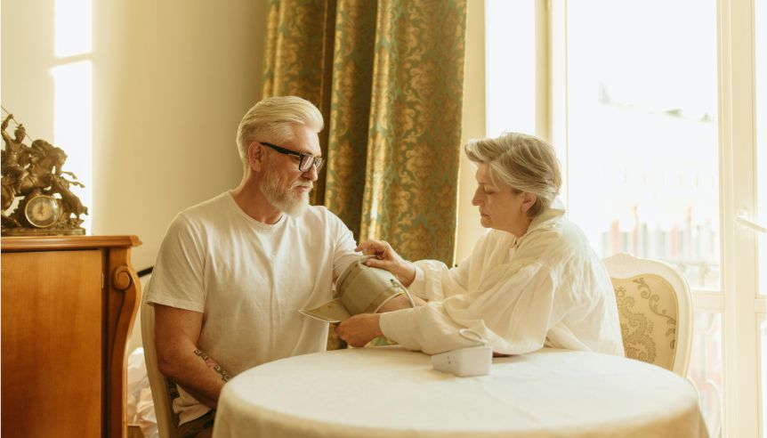 Forhøjet blodtryk er en stille dræber – men du kan tage kontrollen! Forhøjet blodtryk er en stille dræber – men du kan tage kontrollen!